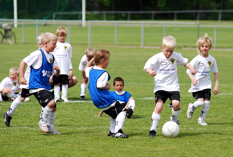 2010_0605_08-10.JPG - P03 Internmatcher