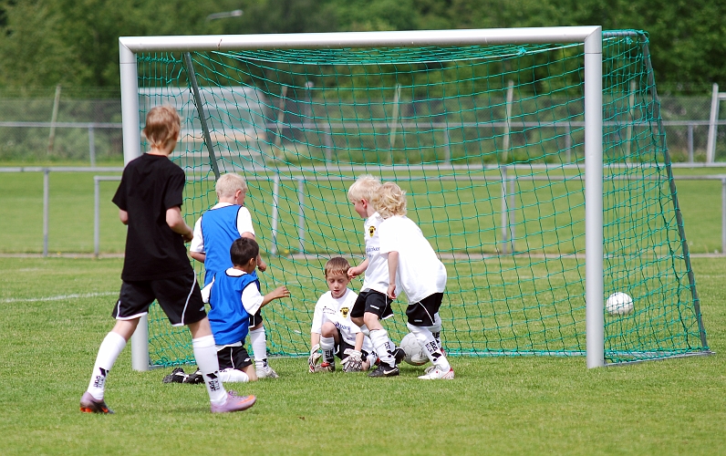 2010_0605_08-16.JPG - P03 Internmatcher