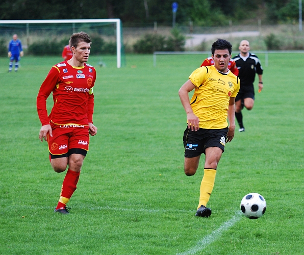 2010_0802_14.JPG - Mergim Bekaj blev 2-målsskytt i dagens match