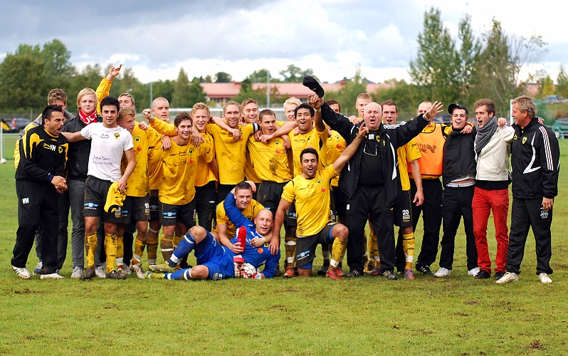 2010_0918_63.JPG - Arboga Södra IF - Seriesegrare i Div.4 Västmanland 2010