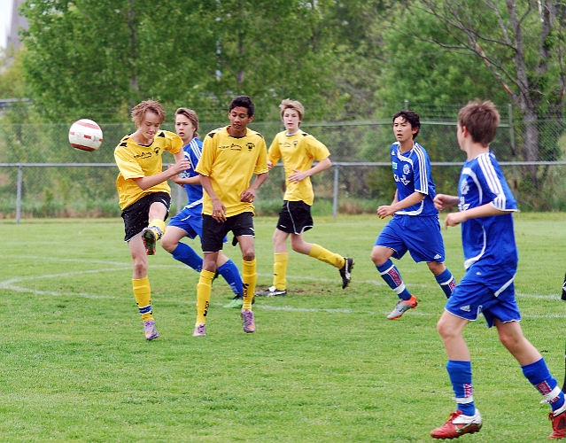 2011_0528_02-04.JPG - P96 - Frövi IK