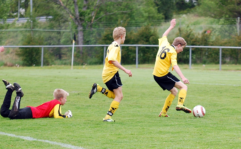 2011_0528_02-12.JPG - P96 - Frövi IK