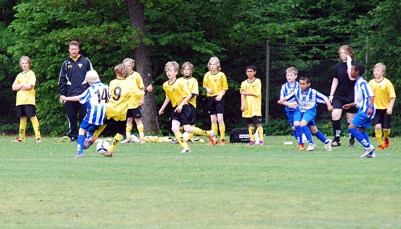 2011_0528_03-01.JPG - P00 - Forsby FF