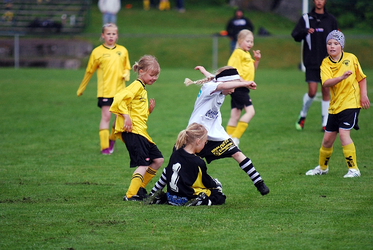 2011_0528_04-14.JPG - F02 - Kolsva IF