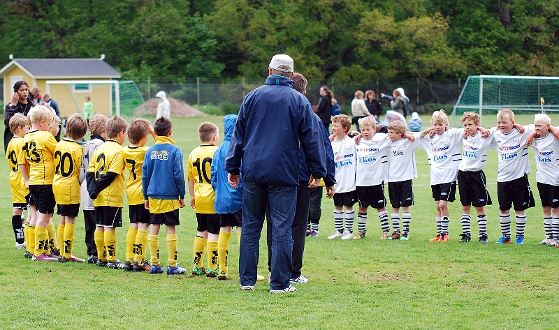 2011_0528_09-12.JPG - P02 - Kolsva IF