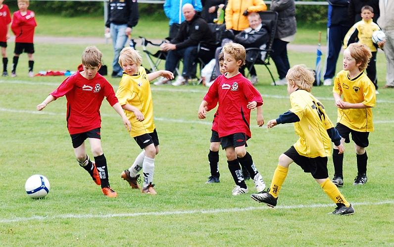 2011_0528_11-01.JPG - P03 - Kungsör BK