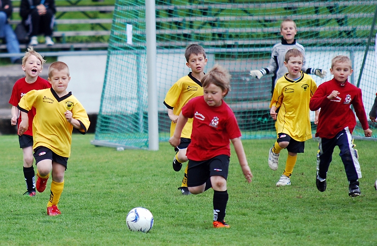 2011_0528_16-01.JPG - P04 - Kungsör BK