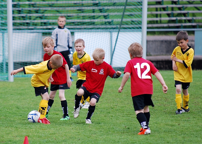 2011_0528_16-03.JPG - P04 - Kungsör BK