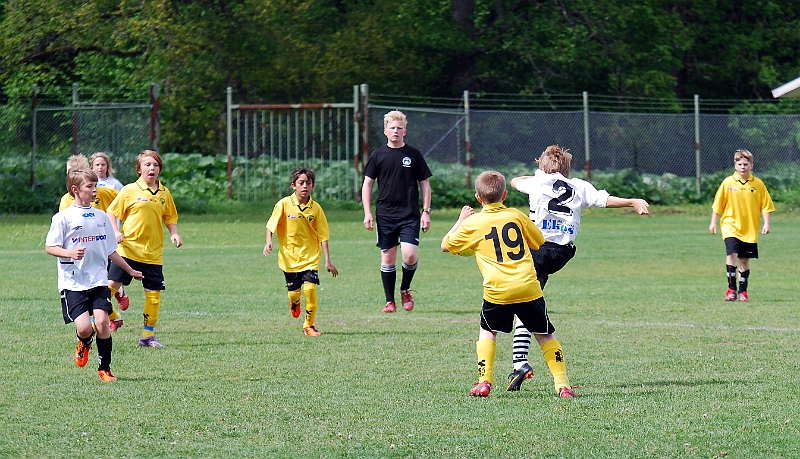 2011_0528_18-05.JPG - P01 - Kolsva IF