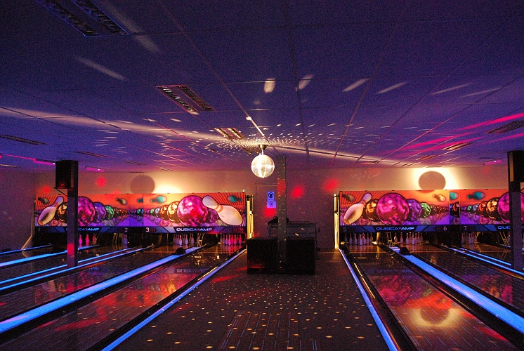 2011_1112_01.JPG - Disco Bowling
