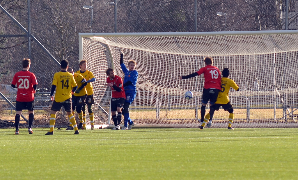 2012_0310_28.JPG - Kungsör utökar sin ledning till 3-0