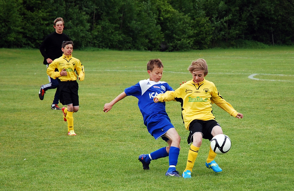 2012_0602_01-06.JPG - P02 - Frövi IK