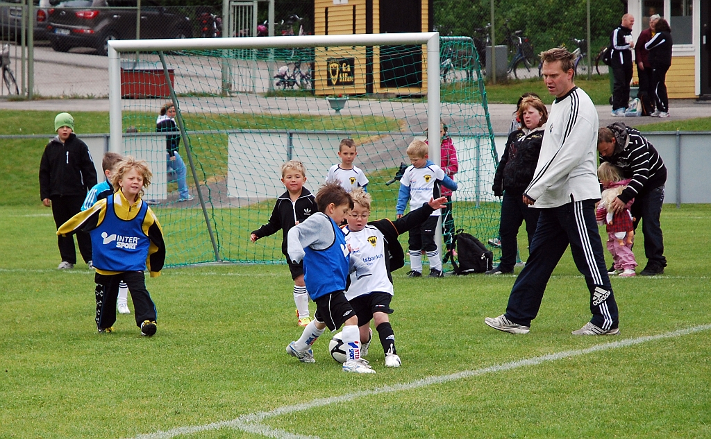 2012_0602_02-04.JPG - P/F07 - Internmatcher