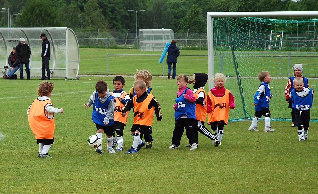 2012_0602_02-09.JPG - P/F07 - Internmatcher