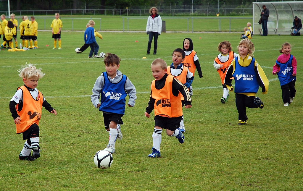 2012_0602_02-10.JPG - P/F07 - Internmatcher