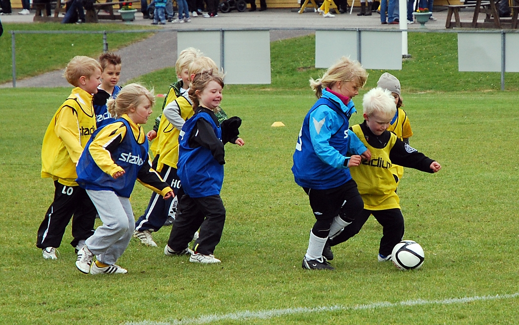 2012_0602_03-03.JPG - P/F06 - Internmatcher