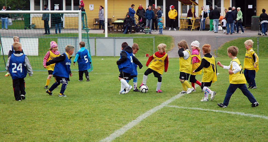 2012_0602_03-07.JPG - P/F06 - Internmatcher