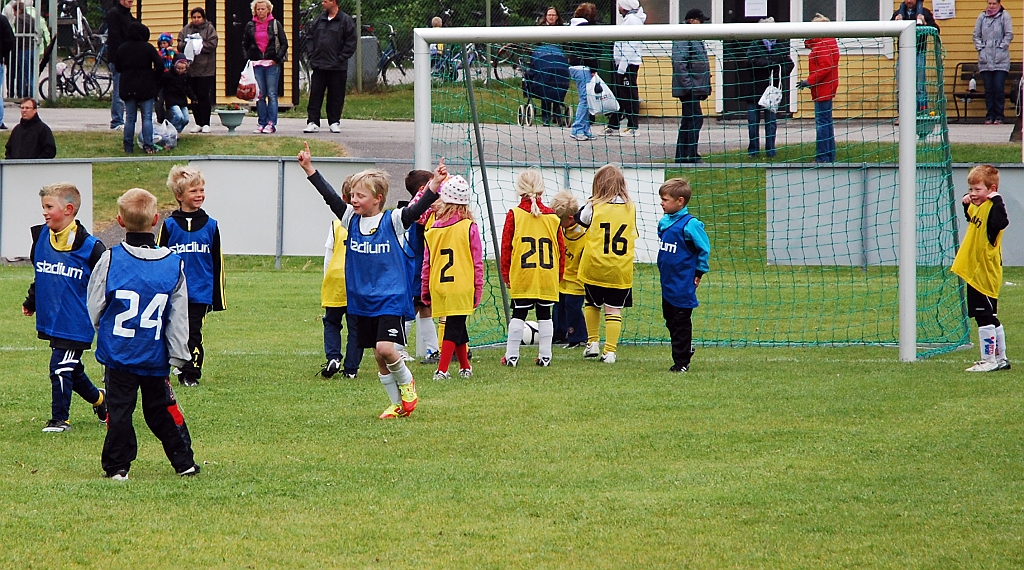 2012_0602_03-10.JPG - P/F06 - Internmatcher