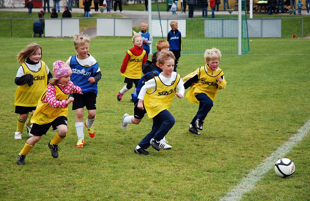 2012_0602_03-11.JPG - P/F06 - Internmatcher