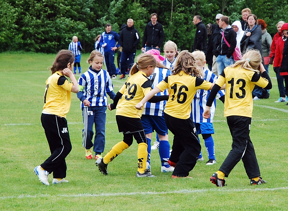 2012_0602_04-02.JPG - F03/04 - Forsby FF