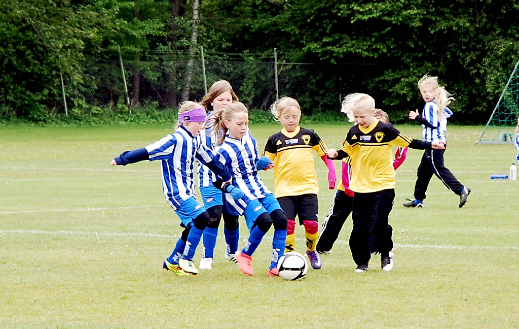 2012_0602_04-04.JPG - F03/04 - Forsby FF