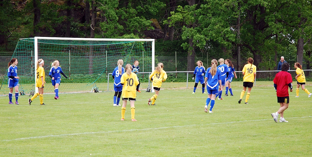 2012_0602_05-05.JPG - F98/99 - Forsby FF