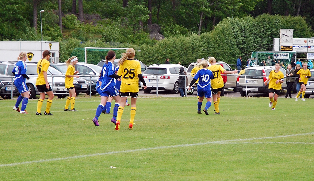 2012_0602_05-15.JPG - F98/99 - Forsby FF