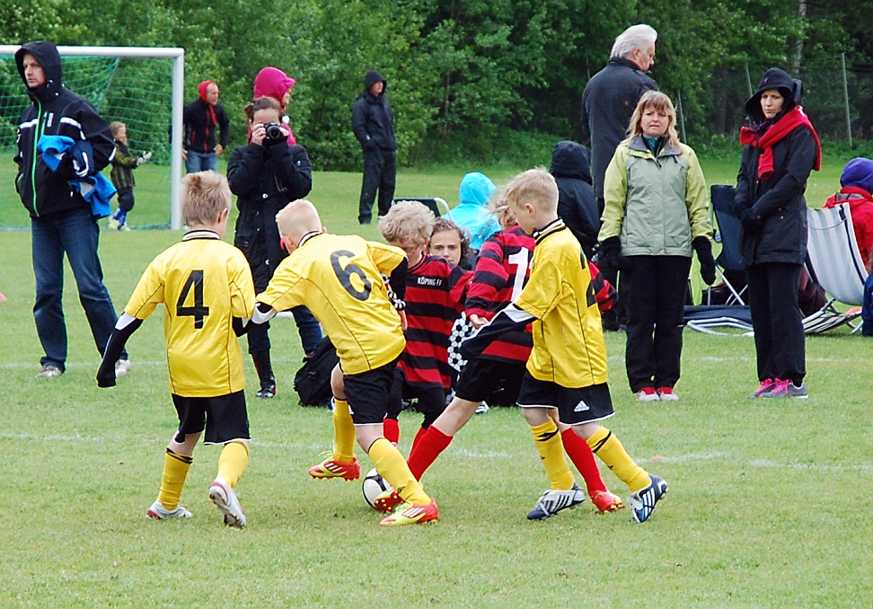 2012_0602_06-12.JPG - P04 - Köping FF