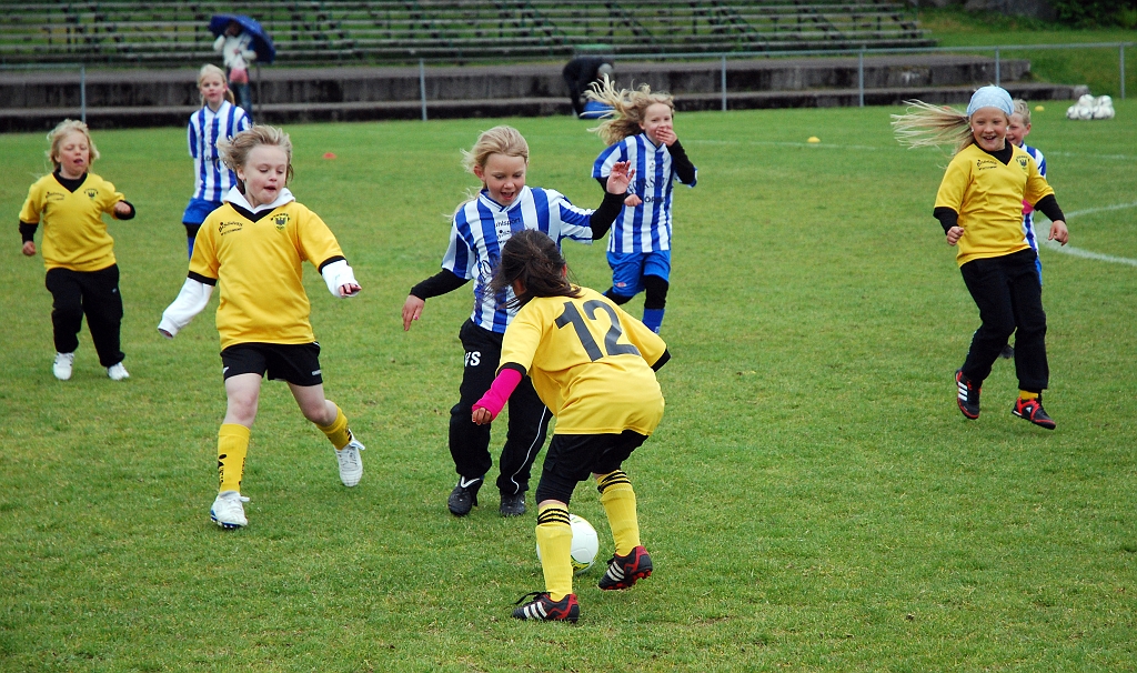 2012_0602_08-10.JPG - F05 - Forsby FF