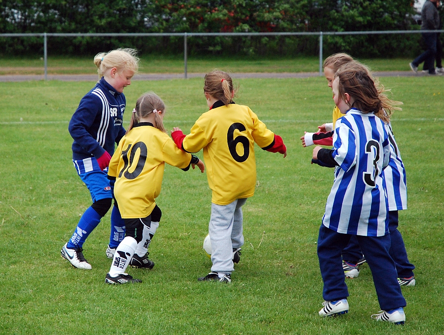 2012_0602_08-11.JPG - F05 - Forsby FF