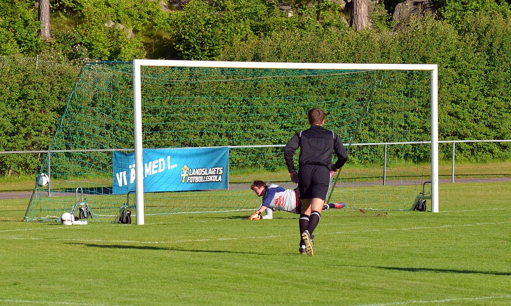 2012_0620_11.JPG - . . . . och kvittering till 1-1 är ett faktum