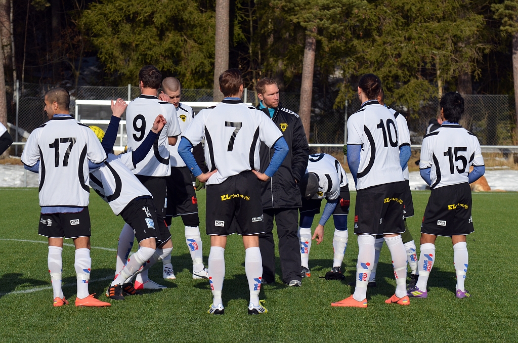 2013_0303_03.JPG - Sista taktiska dragningen innan avspark