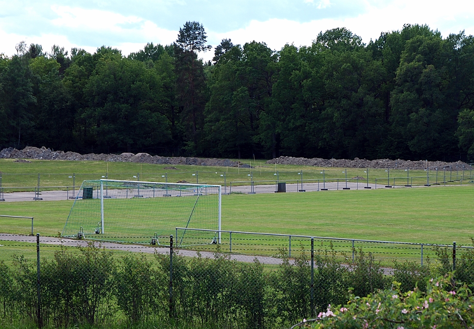 2014_0615_144811AA.JPG - Nu börjar det likna en byggarbetsplats