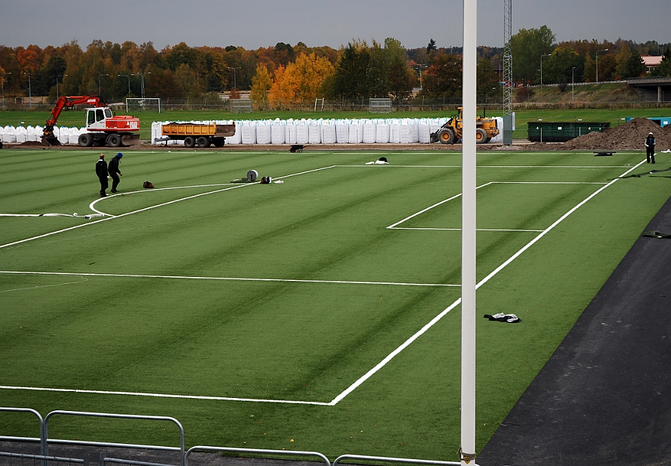 2014_1006_155543AA.JPG - Nu börjar linjerna komma på plats