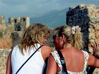 FOLK008  Två tjejer