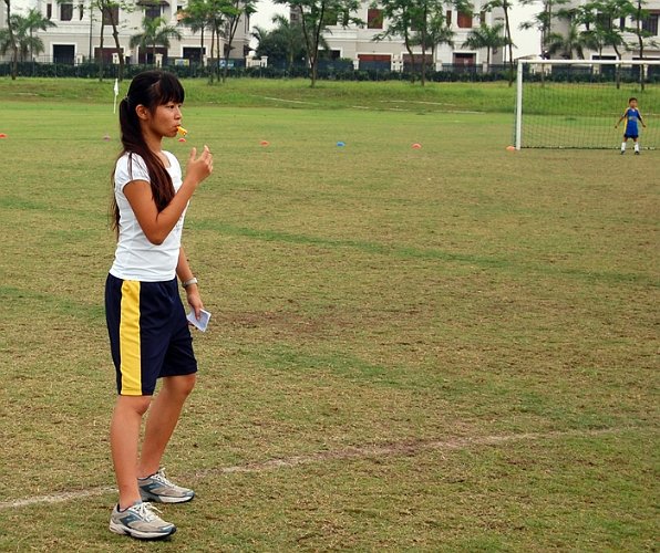 Fotboll-UNIS-Hanoi-013