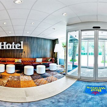 City Hotel