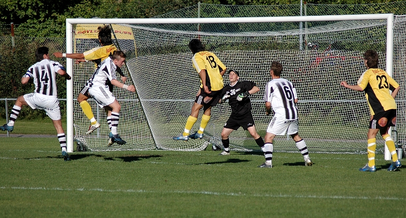 2005_0910_21.jpg - Ytterligare en chans för Södra att avgöra