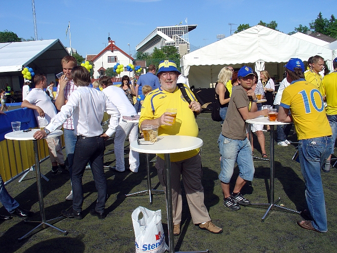 2007_0606_163751AA.JPG - Som sagt, det var riktigt varmt den här eftermiddagen