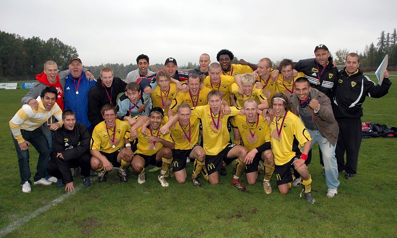 2007_0929_16.JPG - Seriesegrare Div.4 Västmanland 2007