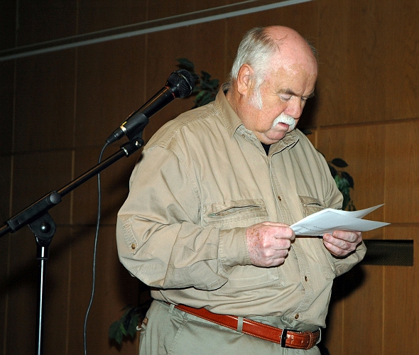 2007_1007_01.JPG - Föreningens ordförande Bo "Hebba" Gustafsson hälsade alla välkomna och höll i prisutdelningen tillsammans med Torbjörn Gyllestad