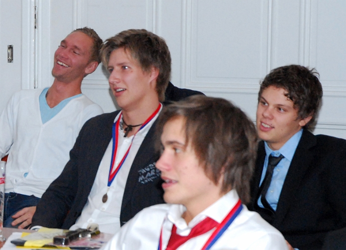 2008_1018_45.JPG - Mikael Wiker, Jocke Bohman, Jocke Bertilsson och i förgrunden Max Verlage