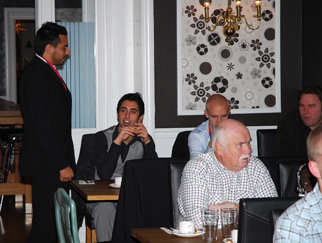 2008_1018_65.JPG - Bilder från den avslutande middagen