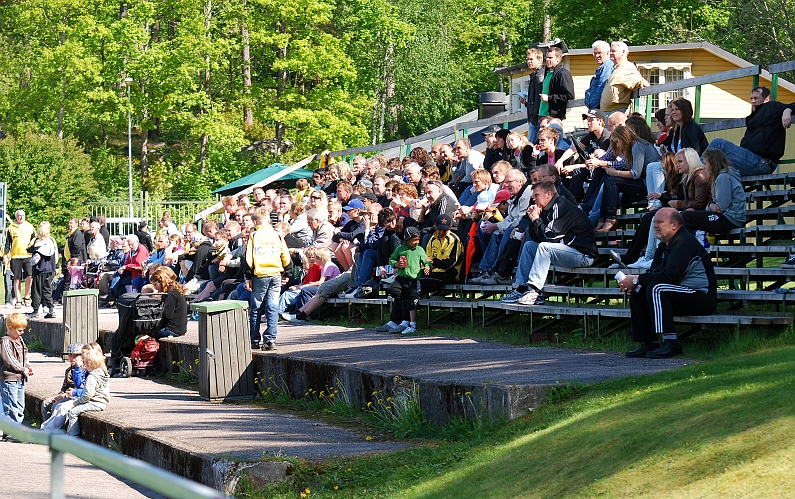 2009_0523_13.JPG - Det var ca.200 i publiken idag