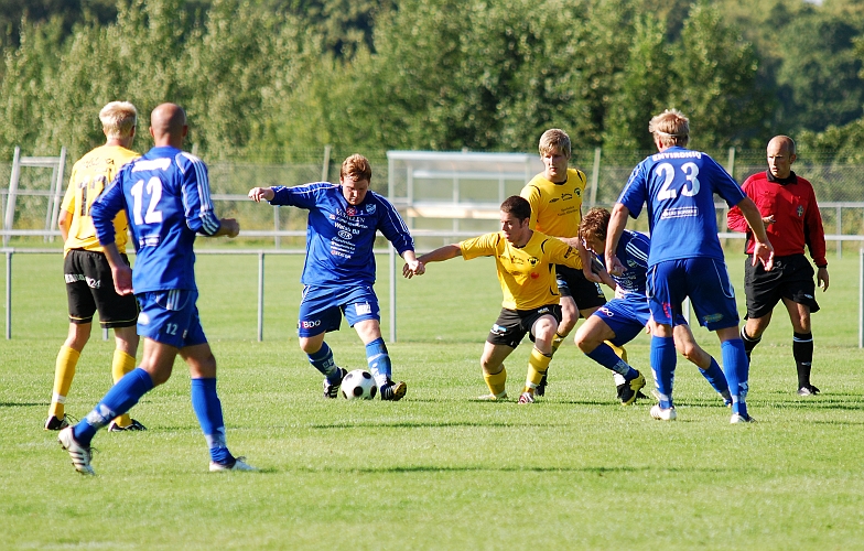 2009_0808_39.JPG - Thomas Giourgas kom in på slutet av 2:a halvlek