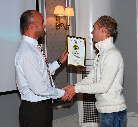2009_1017_172328AA.JPG - Årets Spelare, Mikael Wiker