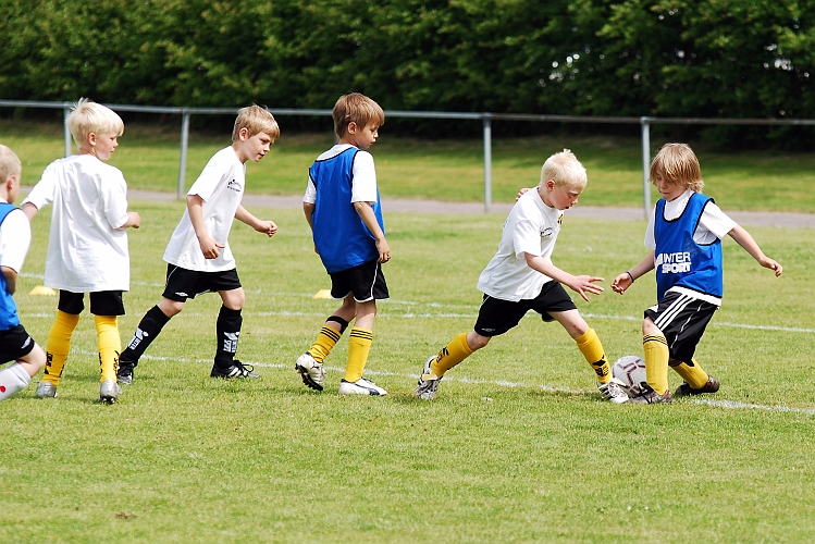 2010_0605_06-04.JPG - P02 Internmatch