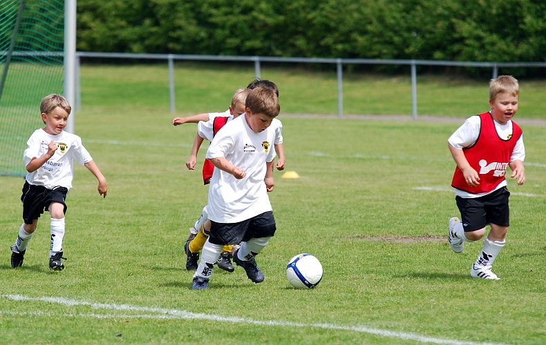 2010_0605_08-08.JPG - P03 Internmatcher