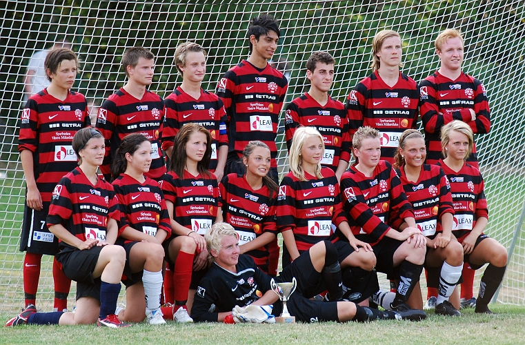 2010_0703_68.JPG - Köping FF segrare i 34:e upplagan av Mixcupen i Odensvi