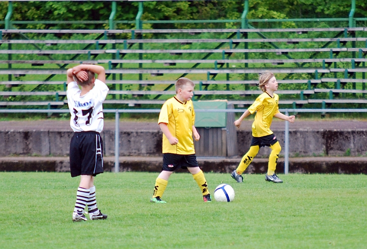 2011_0528_09-06.JPG - P02 - Kolsva IF